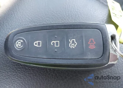 2014 Ford Focus Titanium from USA, damaged, VIN 1FADP3J23EL237429